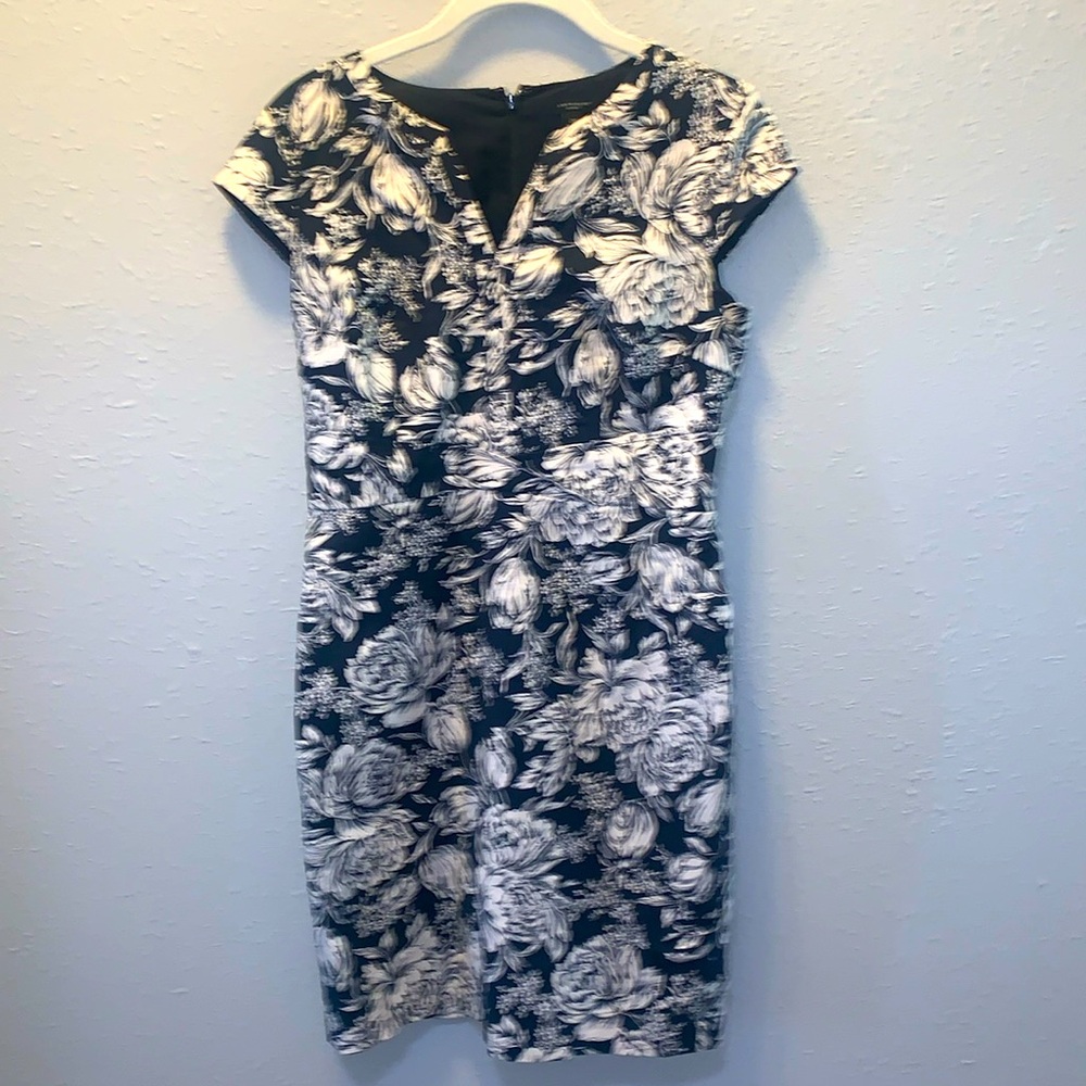 Ann Taylor Classic Black Floral Dress Women’s Size 2 Petite